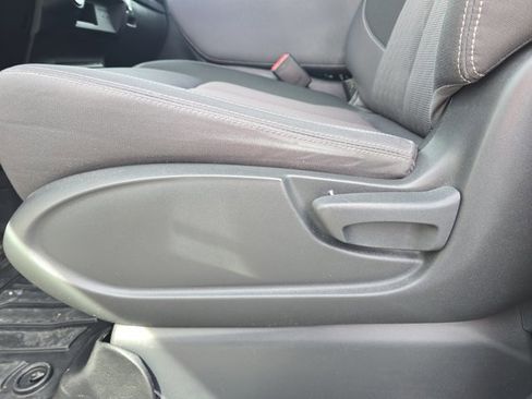 Used 2023 Nissan Titan SV w/ Accessory Utility Package image 14