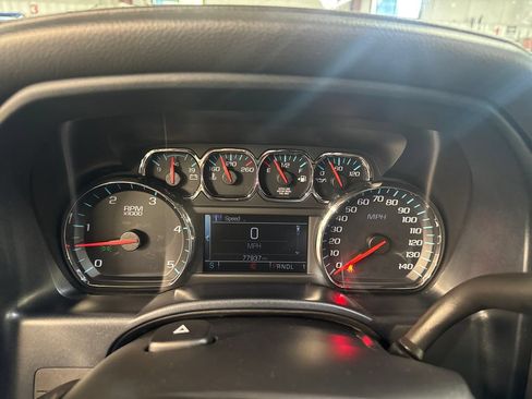 Used 2018 GMC Sierra 2500 SLE w/ SLE Preferred Package AWD/4WD image 21