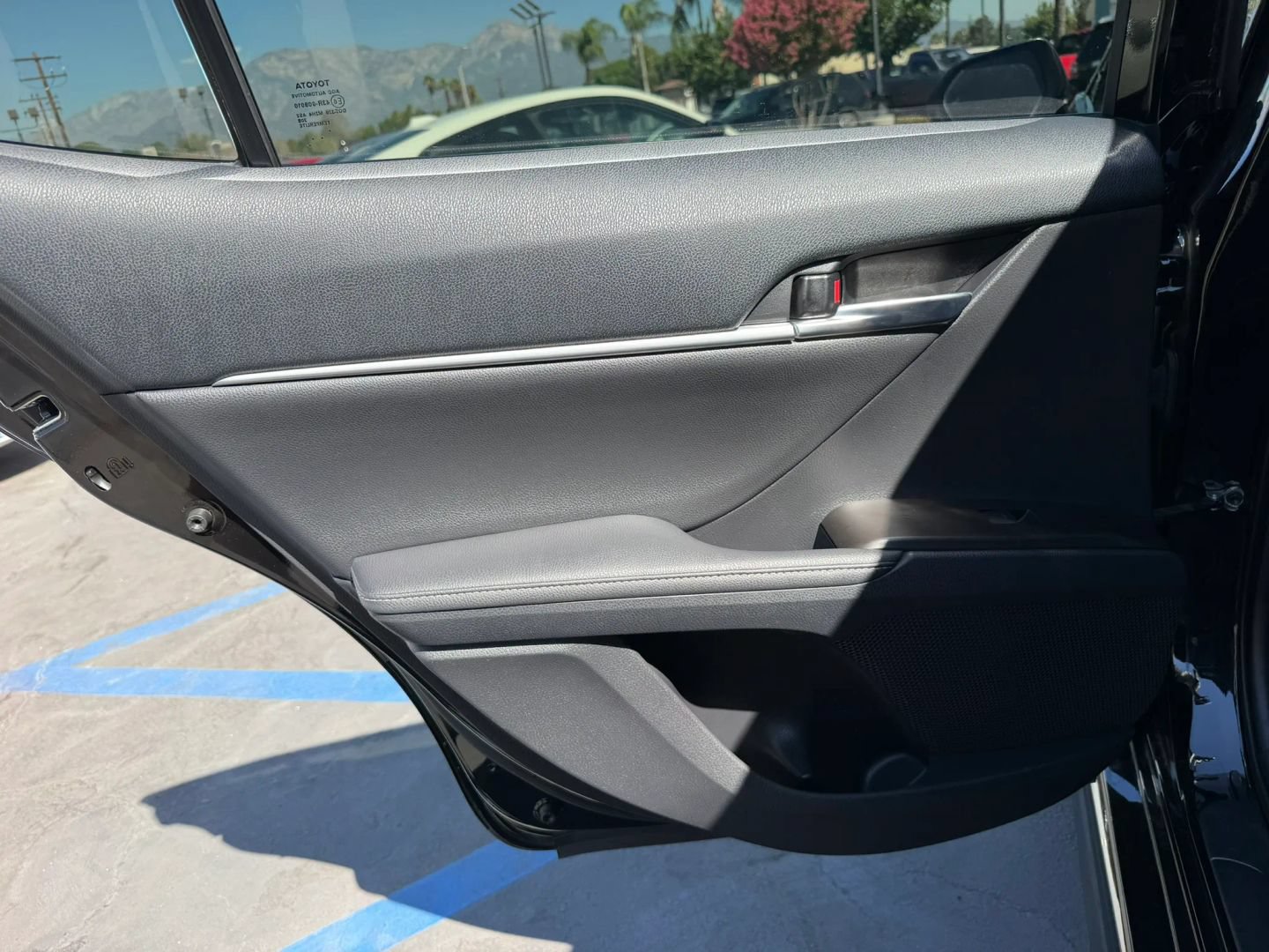 Used 2021 Toyota Camry XSE FWD image 12
