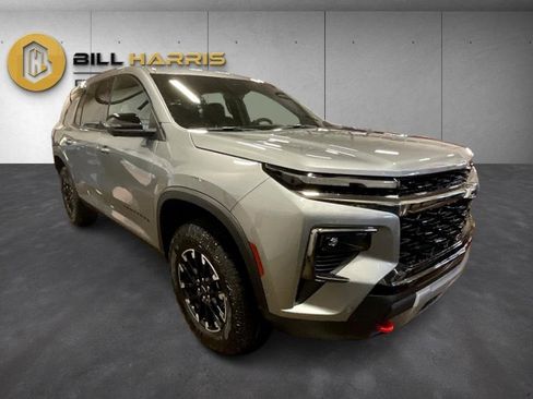 New 2026 Chevrolet Traverse Z71 w/ Enhanced Driving Package image 3