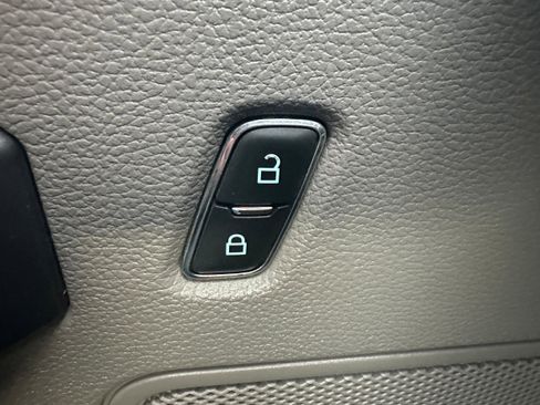 Used 2019 Ford F150 XLT w/ Equipment Group 301A Mid image 30