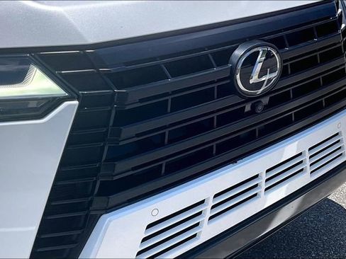 Used 2025 Lexus GX 550 w/ Accessory Package (2T) AWD/4WD image 30
