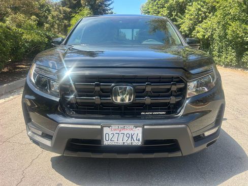 Used 2026 Honda Ridgeline Black Edition image 2
