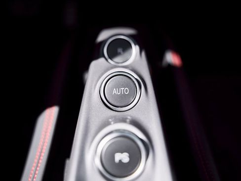 Used 2022 Ferrari F8 Tributo RWD image 72