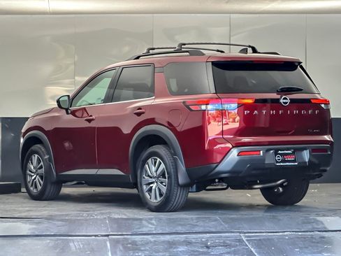 New 2026 Nissan Pathfinder SL AWD/4WD image 5