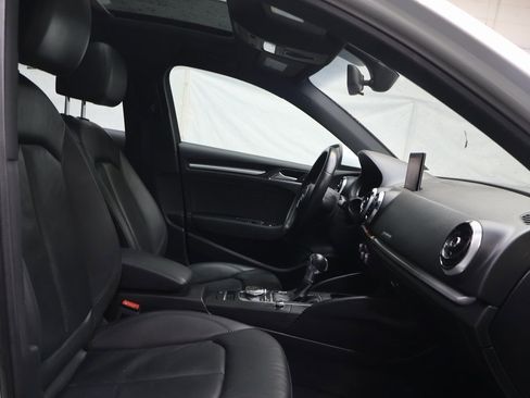 Used 2018 Audi A3 2.0T Premium image 10