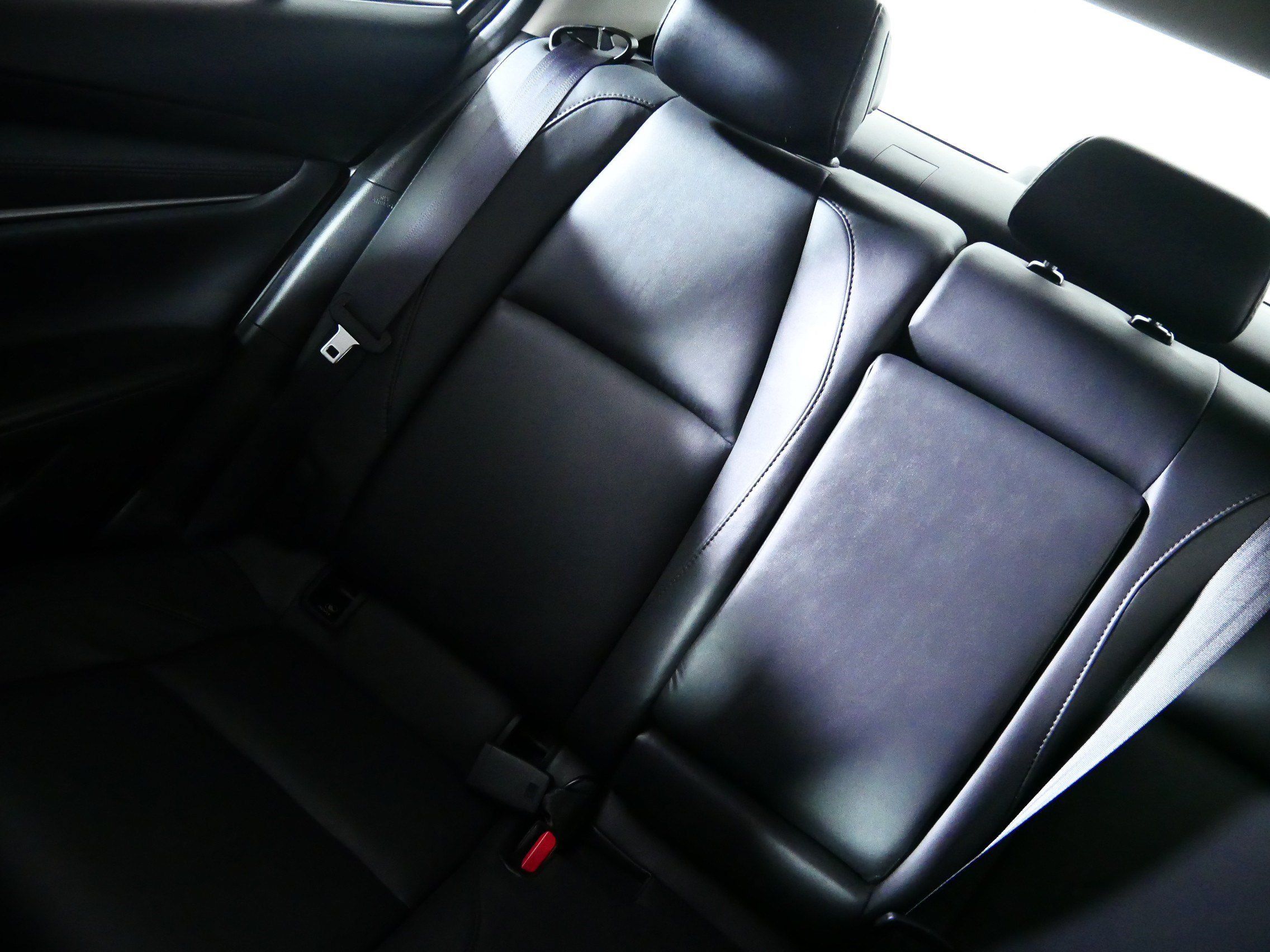 Used 2024 MAZDA MAZDA3 s FWD image 12