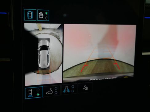 Used 2024 GMC Acadia Denali w/ LPO, Floor Liner Package image 32