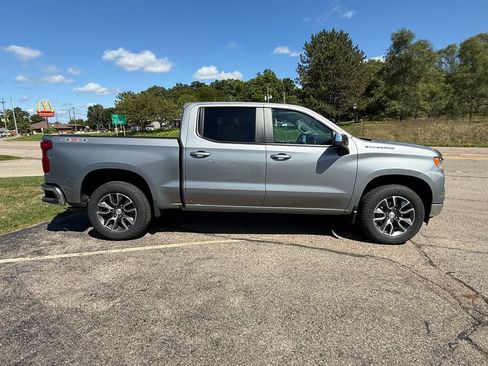 Certified 2024 Chevrolet Silverado 1500 LT AWD/4WD image 7