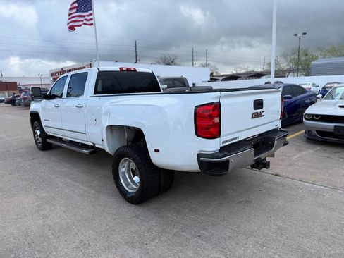 Used 2019 GMC Sierra 3500 SLT w/ Duramax Plus Package image 4