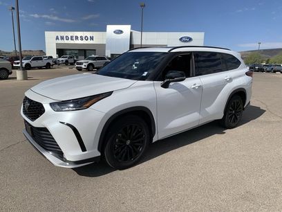 Used 2023 Toyota Highlander XSE