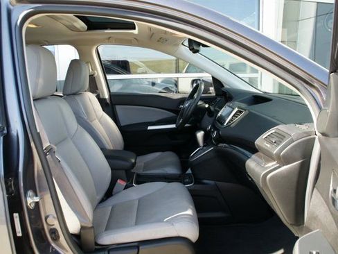 Used 2016 Honda CR-V Touring image 38