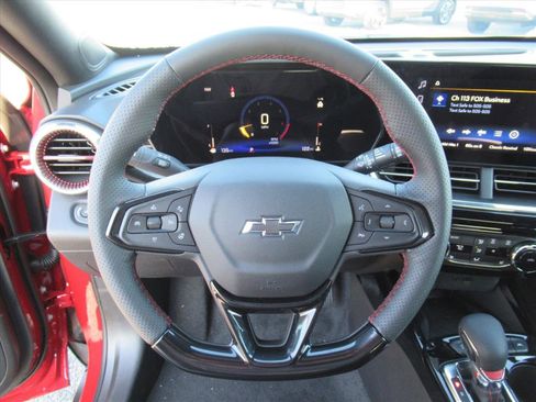 New 2026 Chevrolet Trax RS w/ Sunroof Package image 17