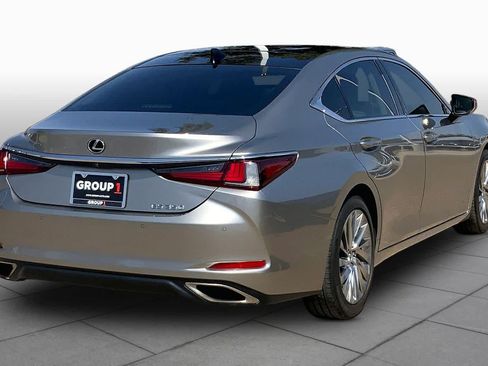 Used 2020 Lexus ES 350 Ultra Luxury w/ Accessory Package 2 FWD image 13