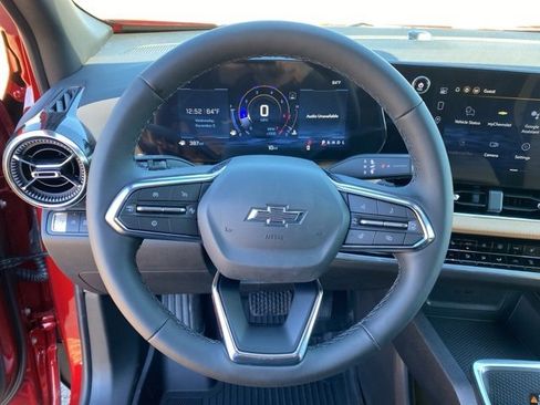 New 2026 Chevrolet Equinox ACTIV w/ Convenience Package III image 13