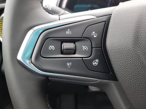 New 2026 Chevrolet Trax ACTIV w/ Sunroof Package image 18