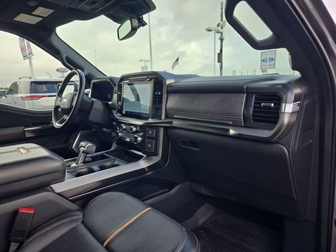 Used 2022 Ford F150 Platinum w/ Equipment Group 701A High AWD/4WD image 23