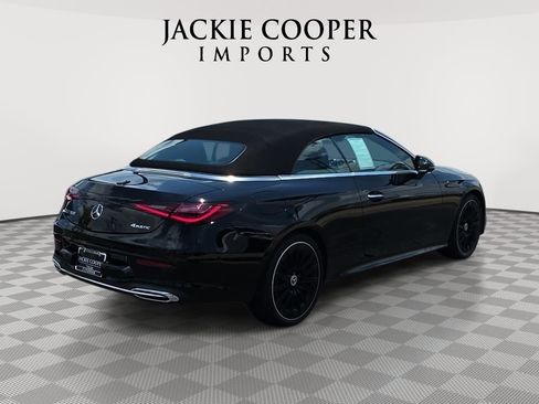 Used 2025 Mercedes-Benz CLE 300 4MATIC Cabriolet image 5