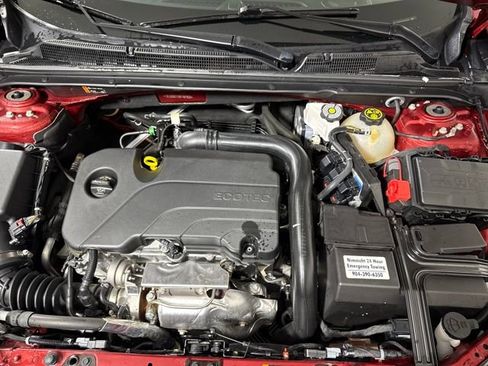 Used 2024 Chevrolet Malibu LT FWD image 41