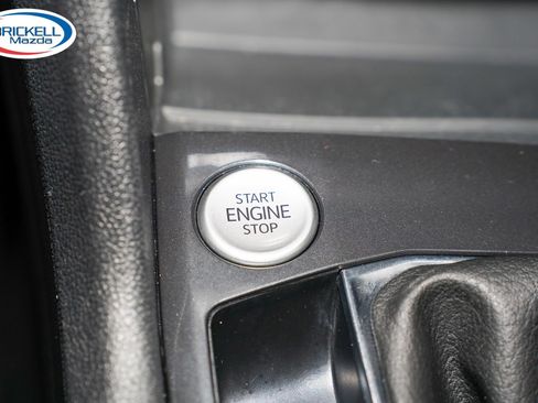 Used 2022 Volkswagen Tiguan SE FWD image 34