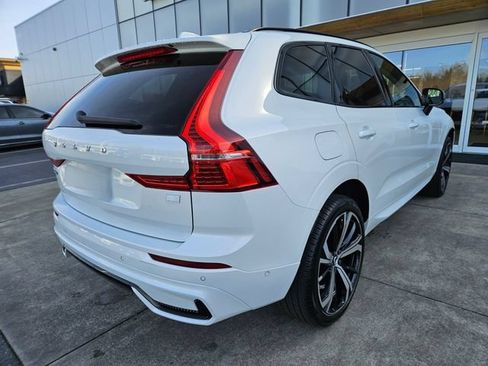 Certified 2023 Volvo XC60 T8 Ultimate w/ Climate Package AWD/4WD image 5