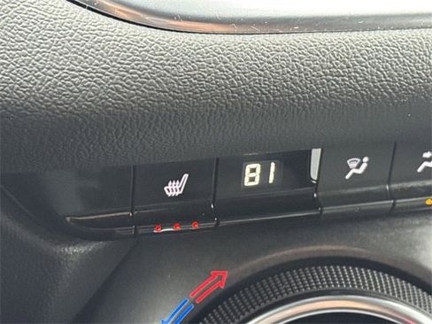 Used 2024 Chevrolet Blazer LT image 20