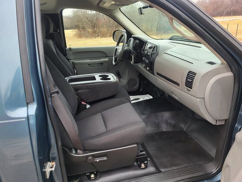 Used 2010 Chevrolet Silverado 1500 W/T image 14