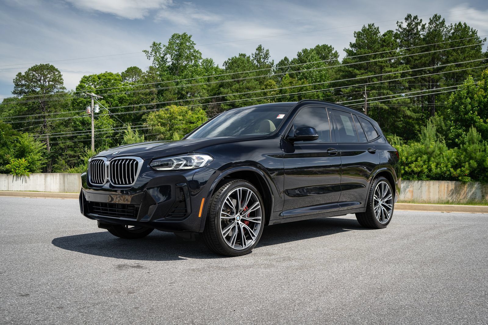 Used 2022 BMW X3 xDrive30i w/ M Sport Package 2 AWD/4WD image 3