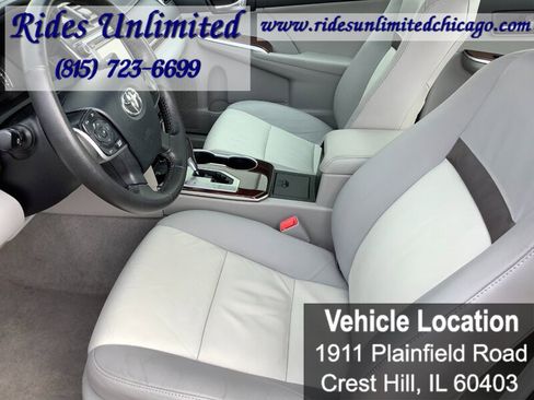 Used 2012 Toyota Camry XLE w/ Leather Pkg FWD image 16