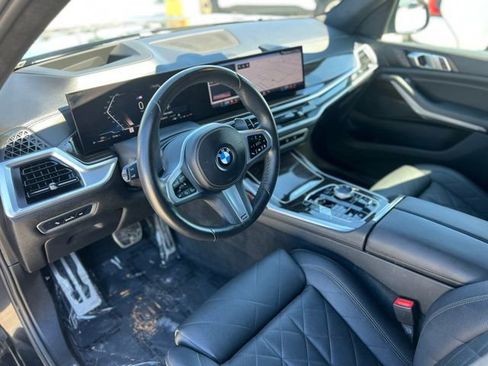 Used 2024 BMW X7 xDrive40i w/ M Sport Package AWD/4WD image 10
