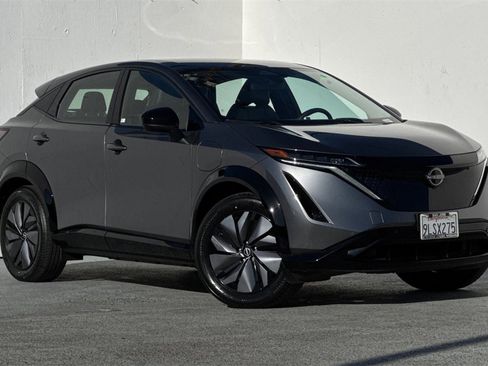 Certified 2023 Nissan Ariya AWD image 2