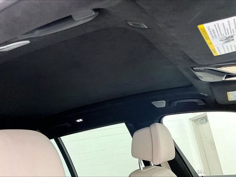 Used 2020 BMW X7 M50i image 20