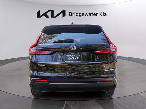 Used 2023 Honda CR-V LX image 5