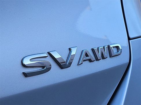 Used 2015 Nissan Rogue SV w/ SV Premium Package image 34