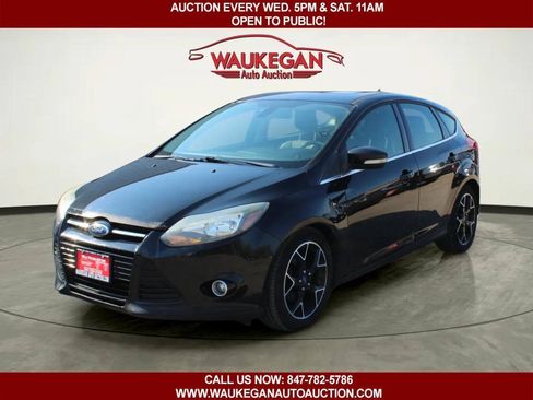 Used 2012 Ford Focus Titanium FWD image 1