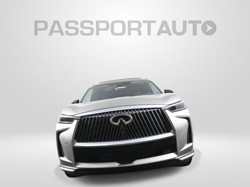 New 2026 INFINITI QX60 Luxe w/ Family Package image 2