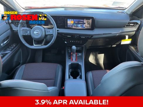 New 2025 Nissan Kicks SR image 17