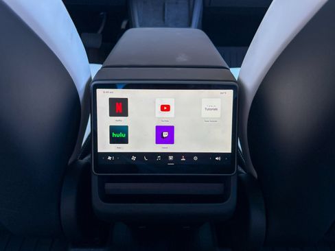 Used 2025 Tesla Model 3 RWD image 28
