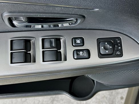 Used 2025 Mitsubishi Outlander Sport SE AWD/4WD image 15