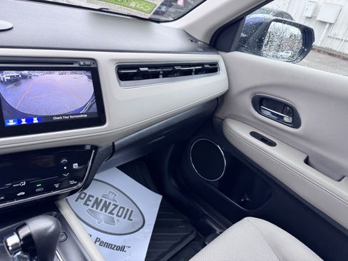 Used 2016 Honda HR-V EX image 23