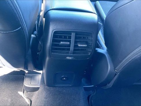 Used 2025 Ford Escape ST-Line AWD/4WD image 34