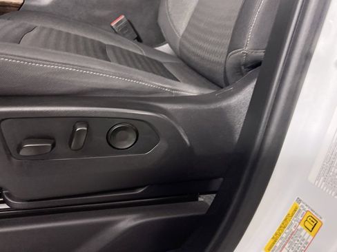 Used 2024 GMC Sierra 3500 SLE image 26