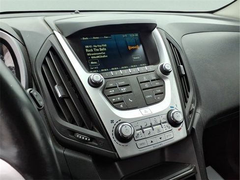 Used 2016 Chevrolet Equinox LTZ w/ Enhanced Convenience Package image 19