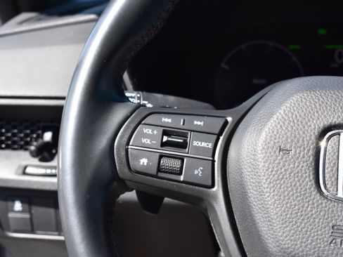 Used 2023 Honda CR-V Sport image 15