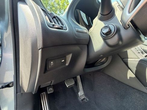 Used 2017 INFINITI Q50 Sport AWD/4WD image 12