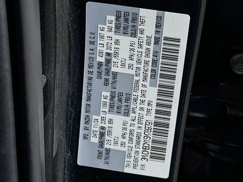 Used 2025 MAZDA CX-30 AWD 2.5 S w/ Preferred Package image 12