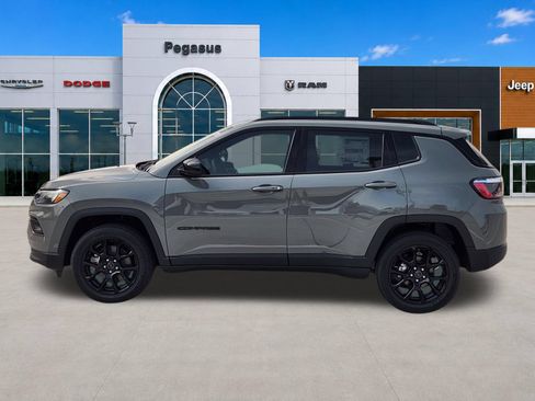 New 2026 Jeep Compass Latitude AWD/4WD image 3