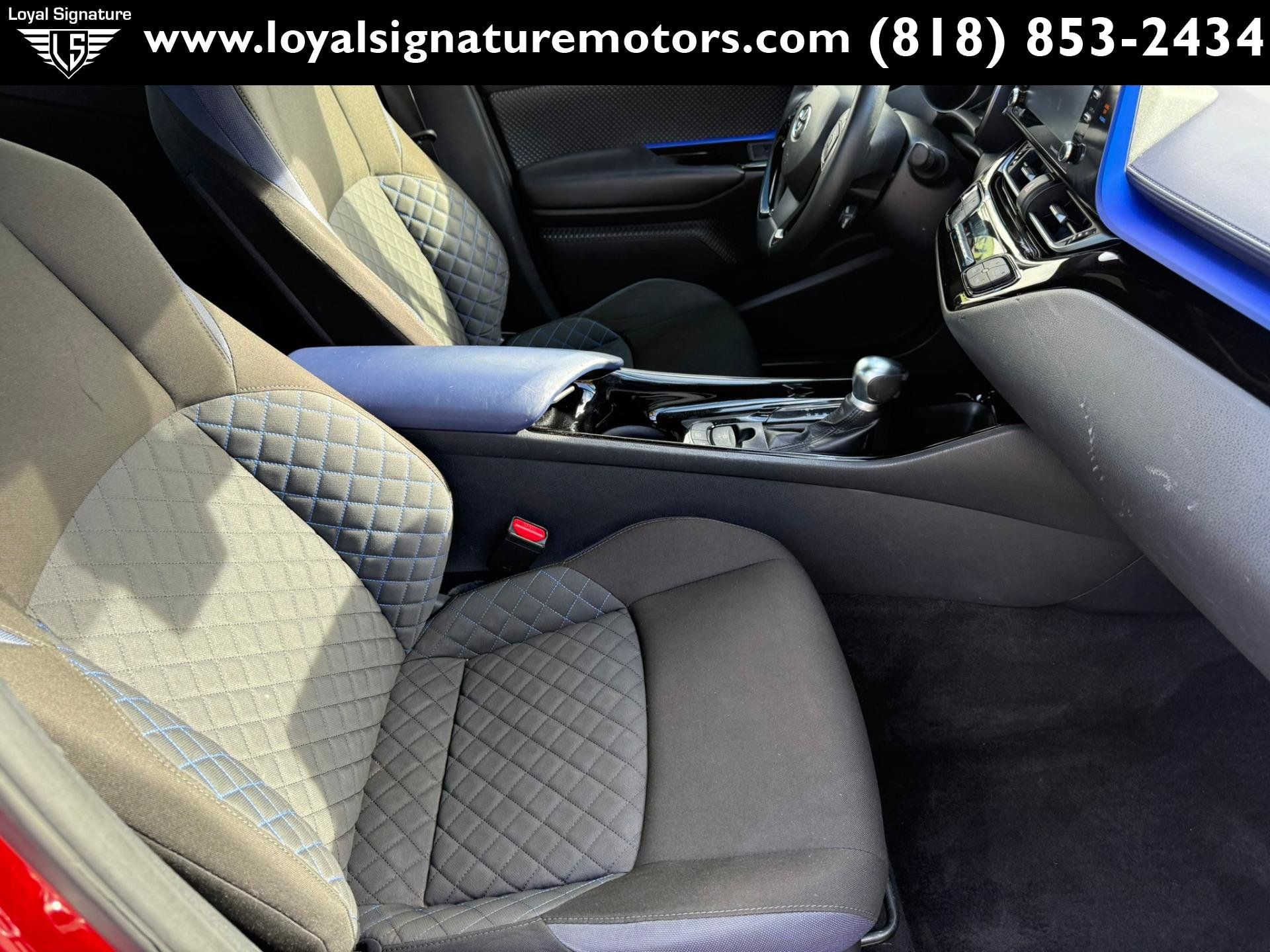 Used 2020 Toyota C-HR XLE FWD image 25