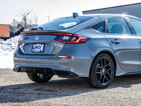 Used 2024 Honda Civic Sport image 14