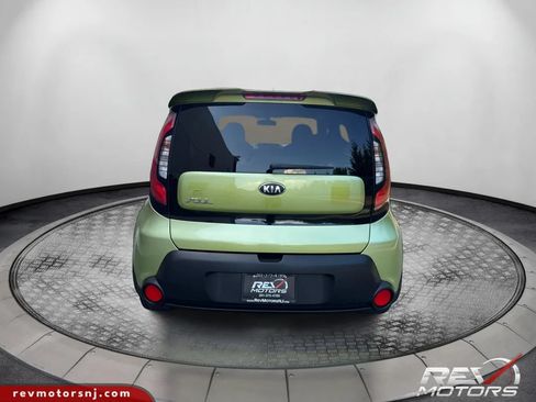 Used 2014 Kia Soul + FWD image 4